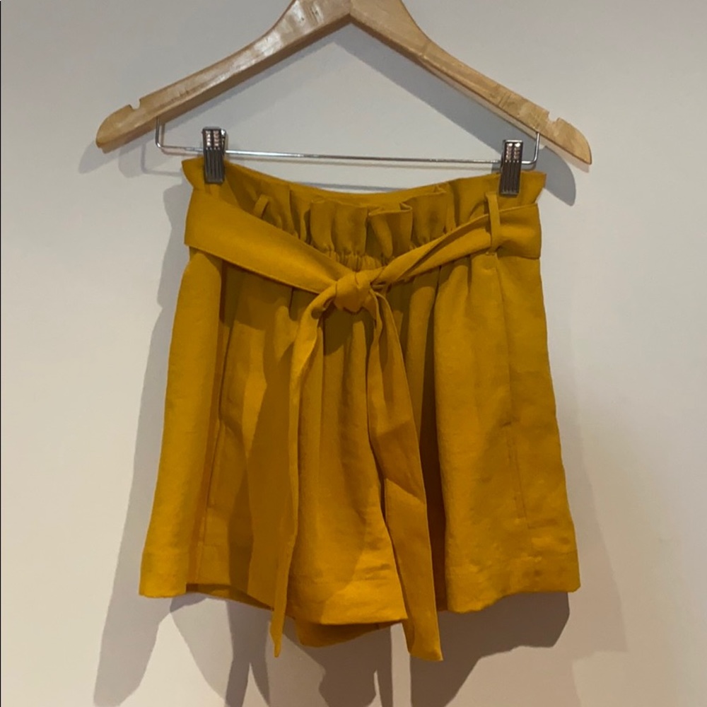 Cute Wilfred shorts - Picture 1 of 1